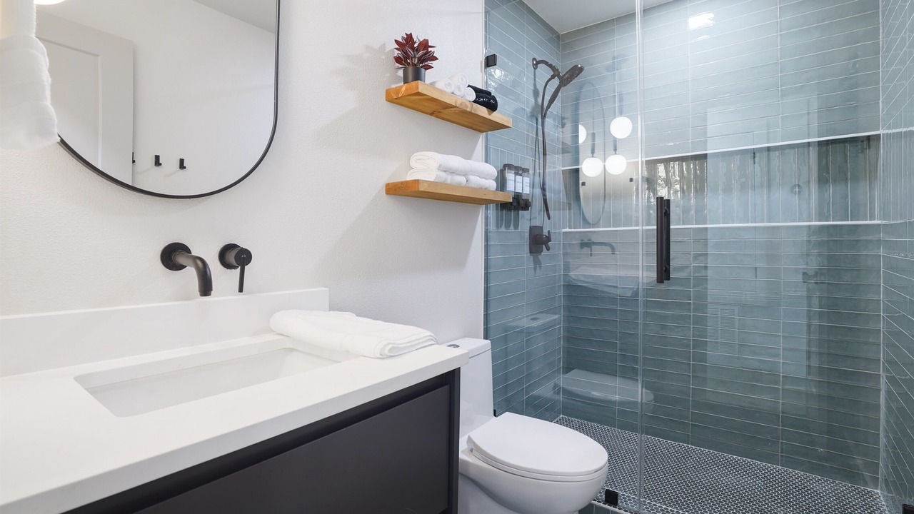 Photo of Bathroom in Holly