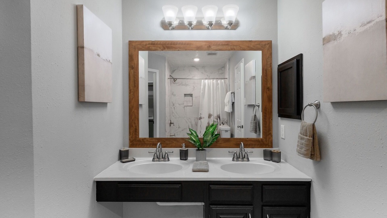 Photo of Bathroom in Barker