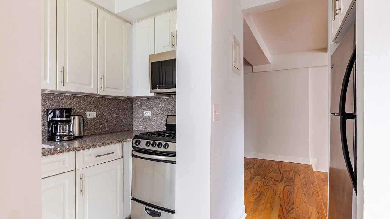 Photo of Kitchen in Sutton Place