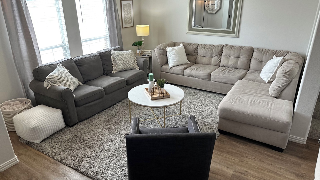 Photo of Livingroom in College Station