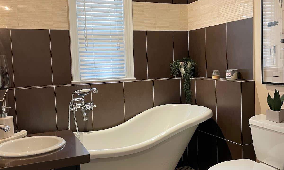 Photo of Bathroom in Mineola
