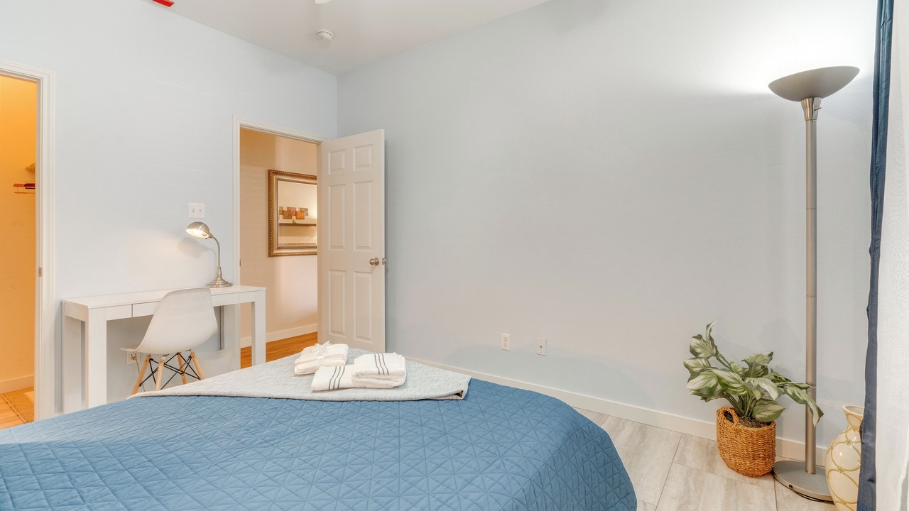 Photo of Bedroom in Village At Walnut Creek