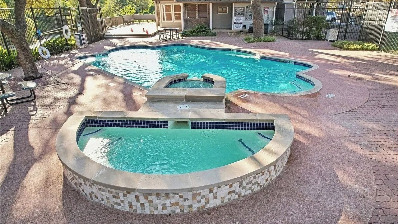 Photo of Outdoor in Village At Walnut Creek