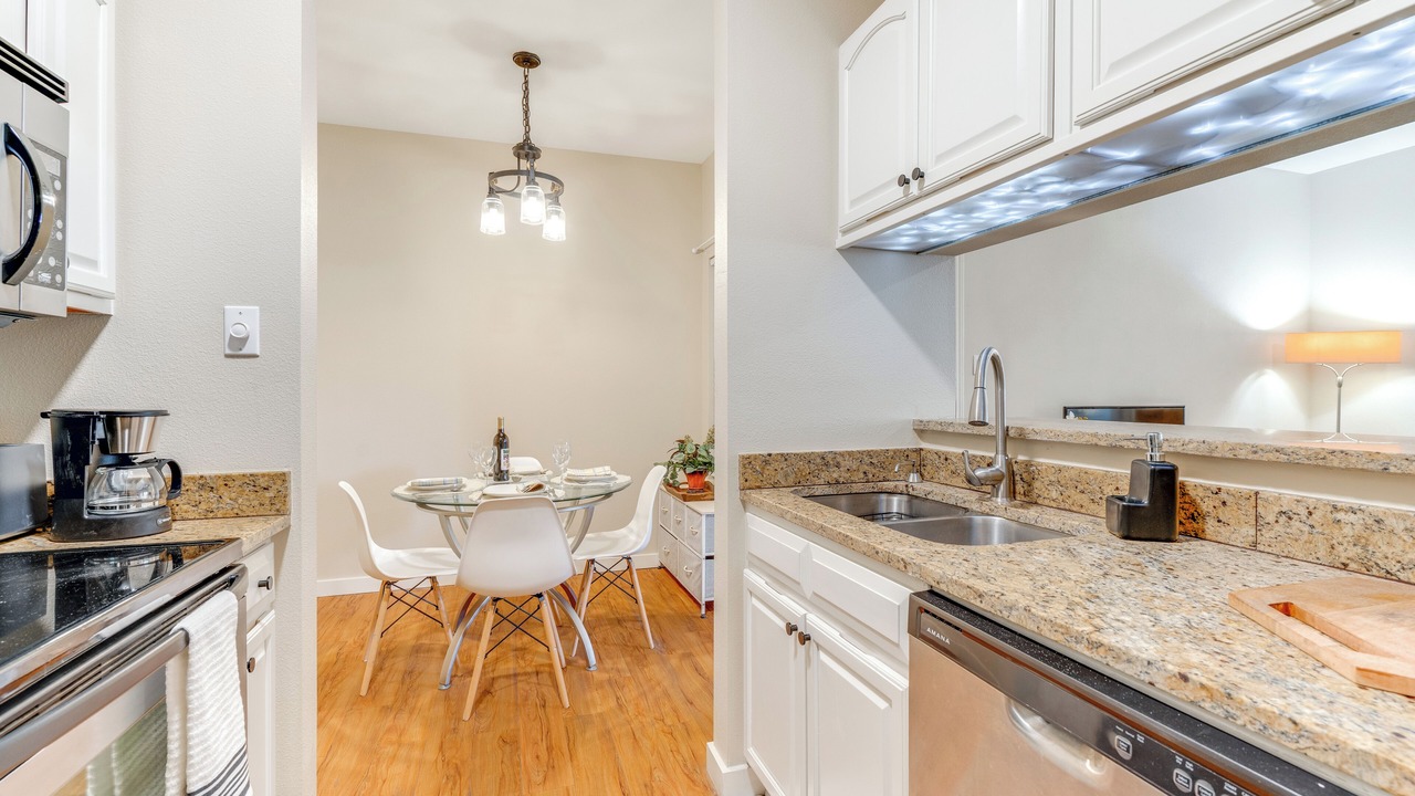 Photo of Kitchen in Village At Walnut Creek