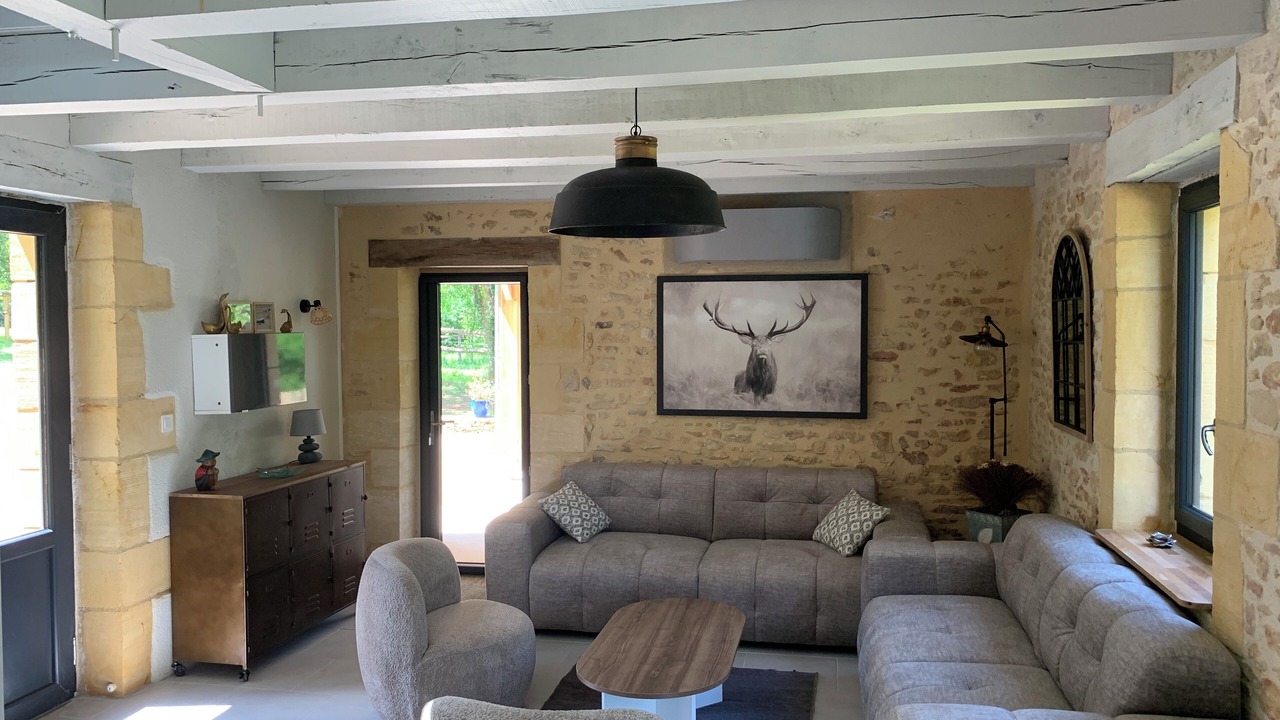 Photo of Livingroom in Saint-Germain-de-Belves