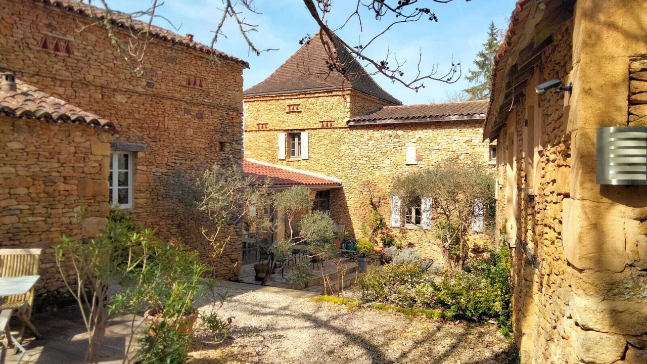 Photo of Outdoor in Saint-Germain-de-Belves