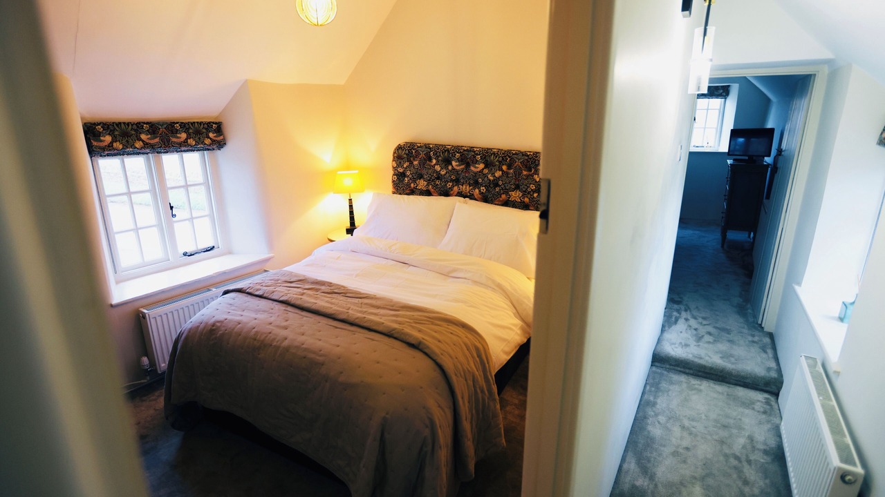 Photo of Bedroom in Shipton under Wychwood