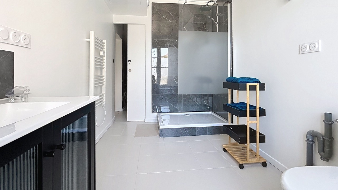 Photo of Bathroom in Plerguer