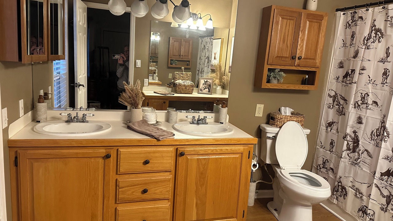 Photo of Bathroom in Lake Charles