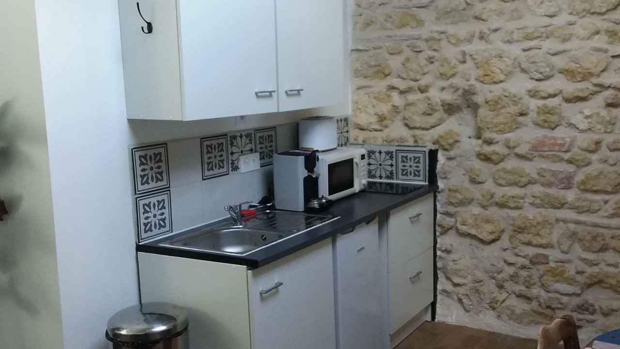 Photo of Kitchen in Ouveillan