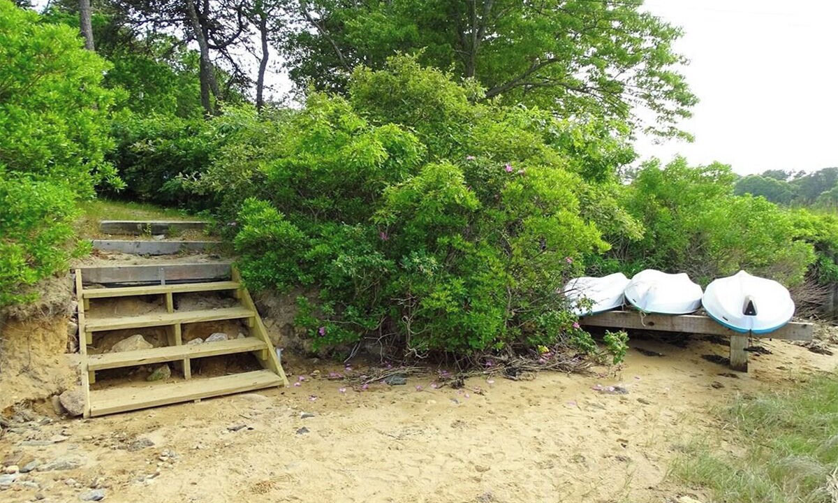 Photo of Others in West Dennis