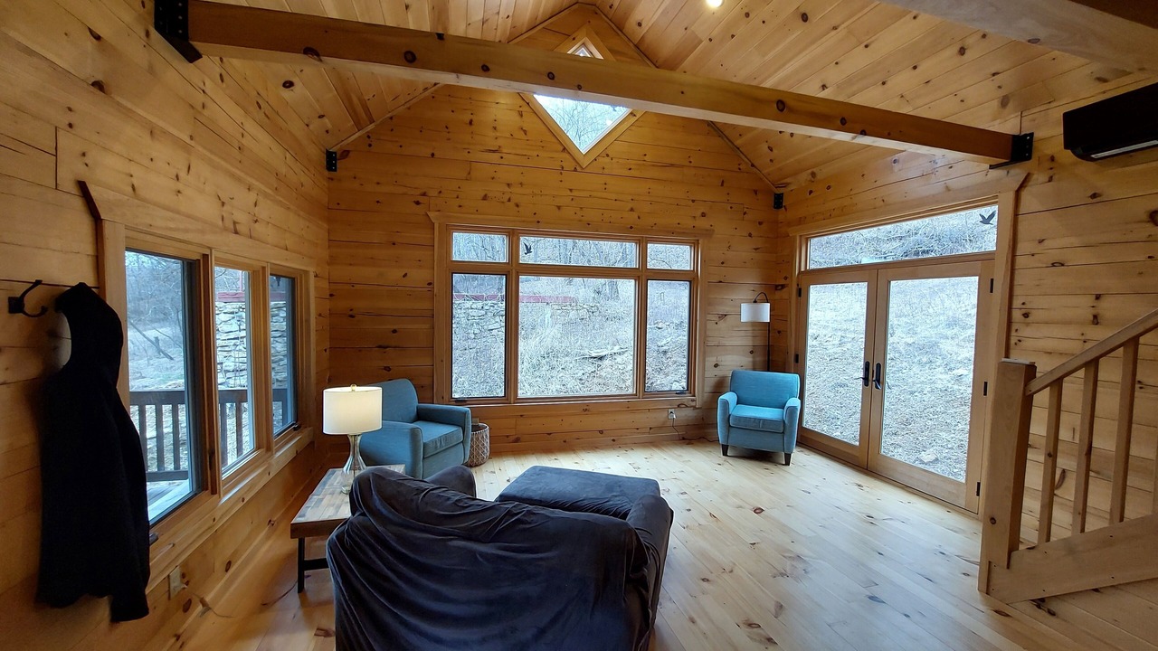 Photo of Livingroom in Ontario