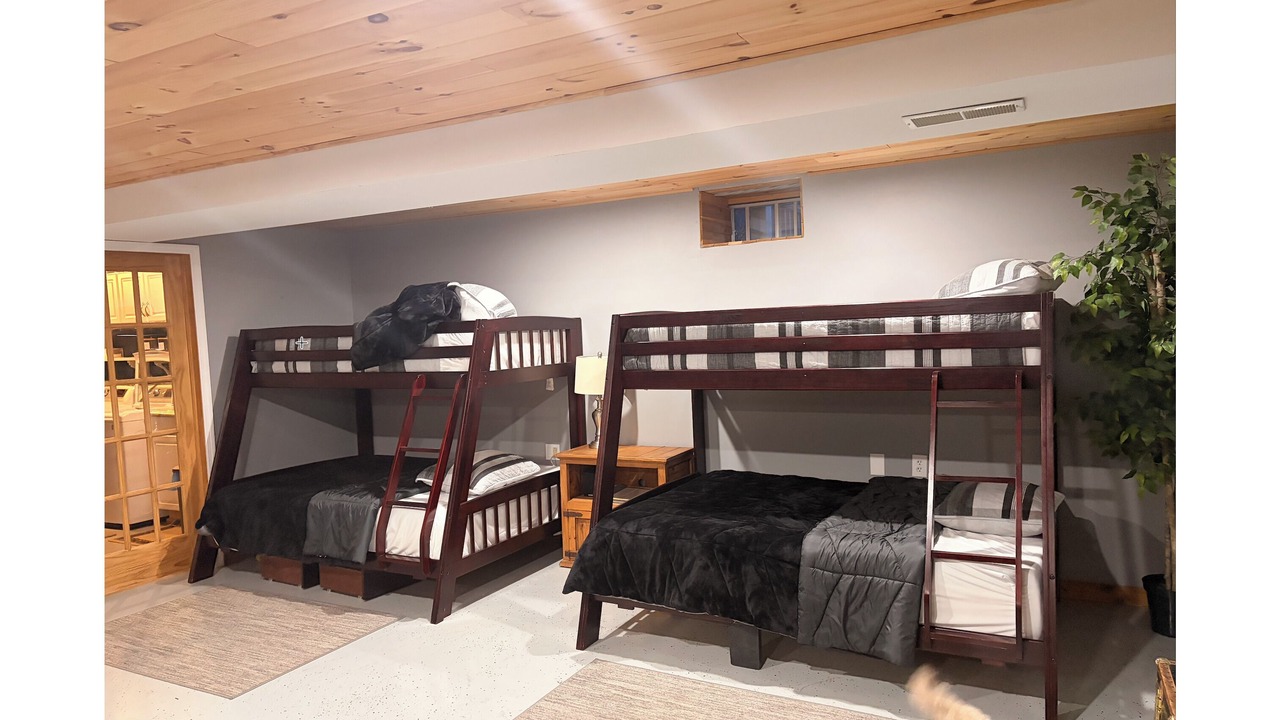 Photo of Bedroom in Lake Luzerne-Hadley