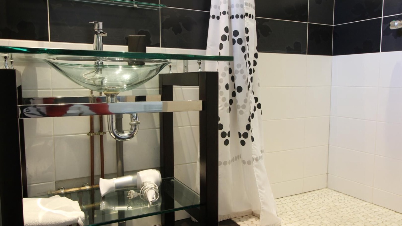 Photo of Bathroom in Vensac