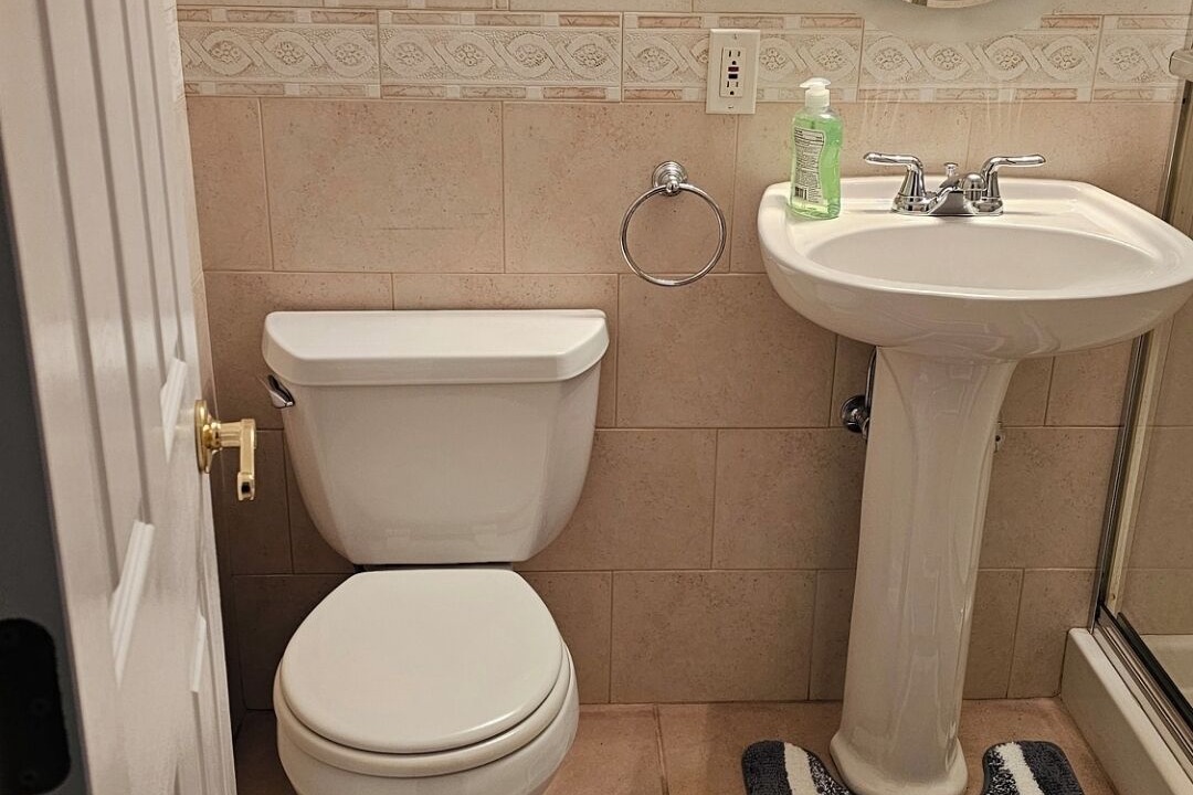 Photo of Bathroom in Hicksville