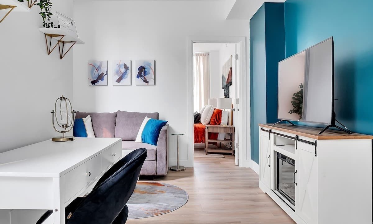 Photo of Livingroom in Seward Place