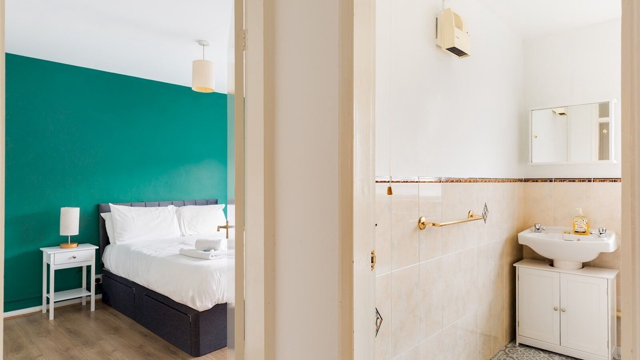 Photo of Bathroom in Whitnash