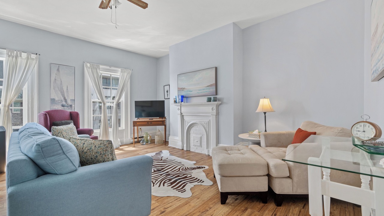 Photo of Livingroom in Downtown Halifax