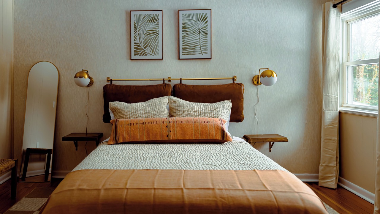 Photo of Bedroom in Cleveland