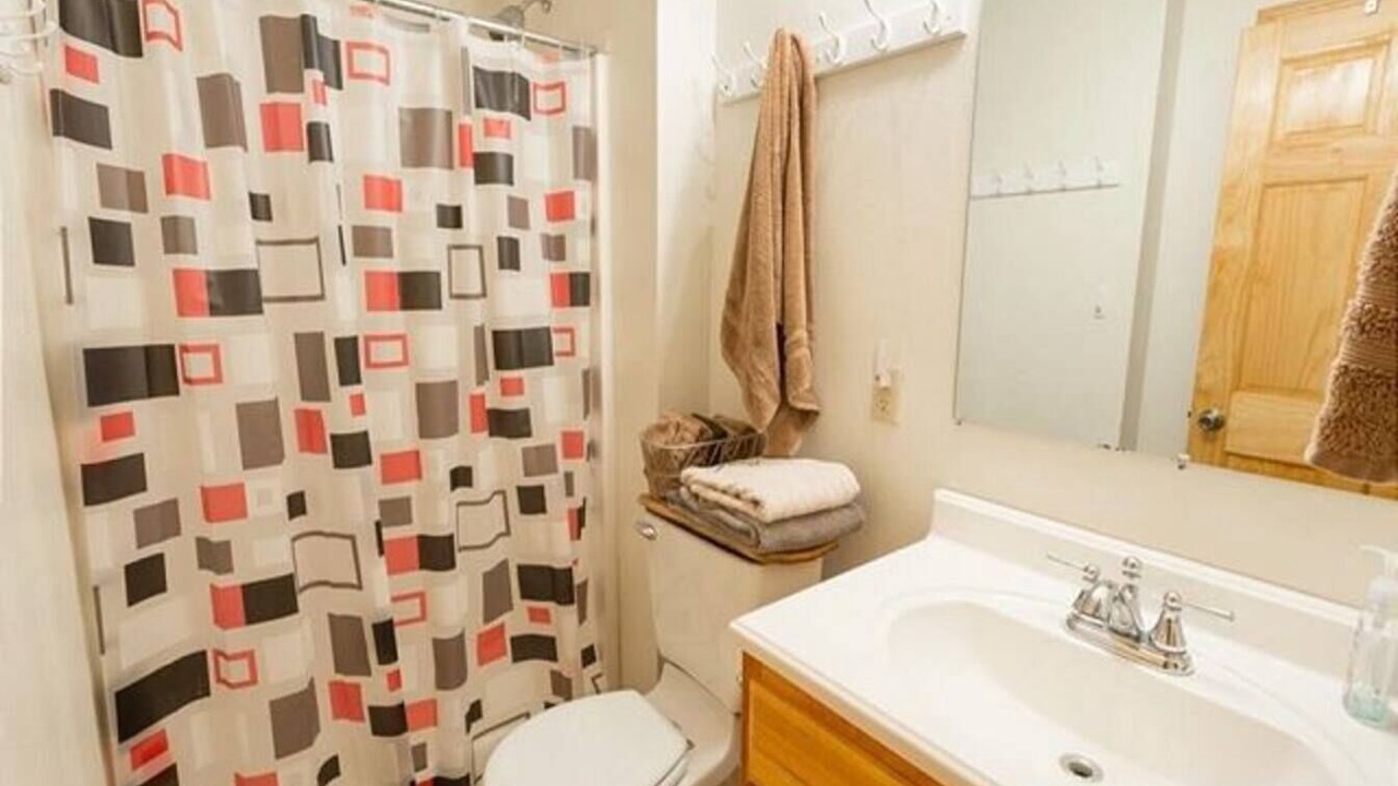 Photo of Bathroom in Drasco