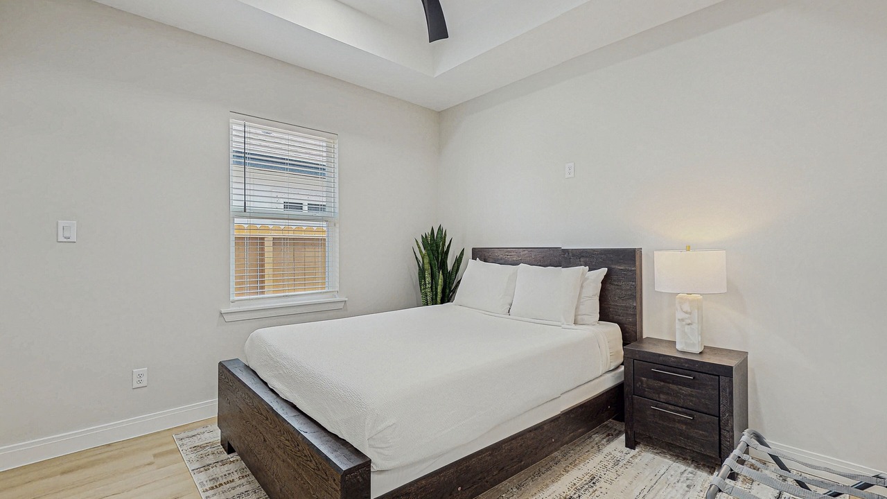 Photo of Bedroom in South Side