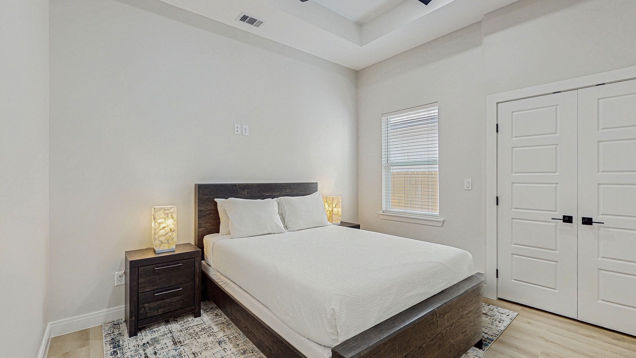Photo of Bedroom in South Side