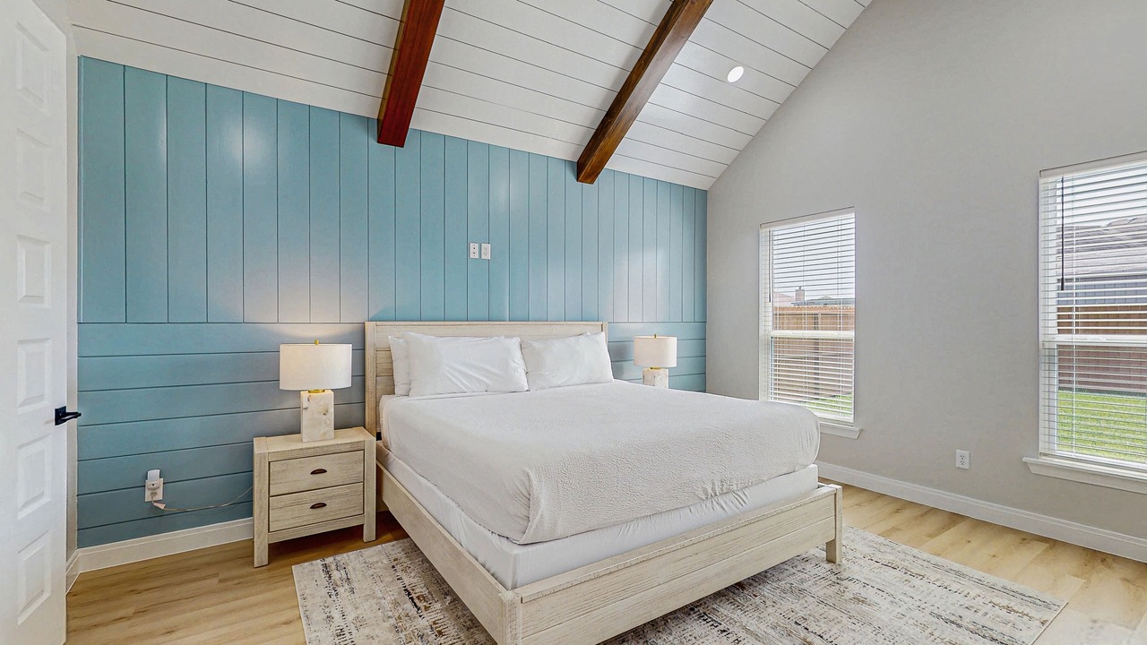 Photo of Bedroom in South Side