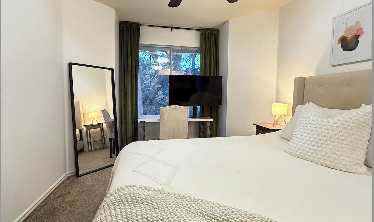 Photo of Bedroom in McNeil
