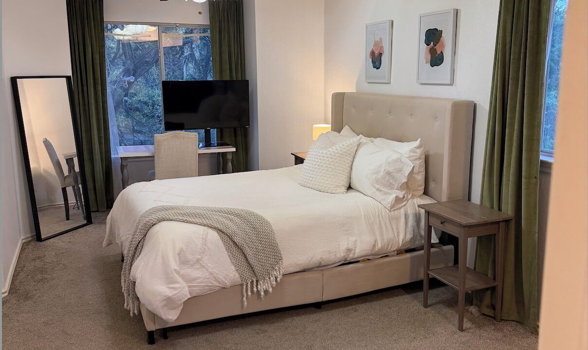 Photo of Bedroom in McNeil
