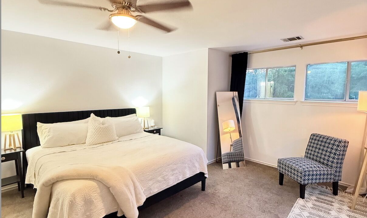 Photo of Bedroom in McNeil