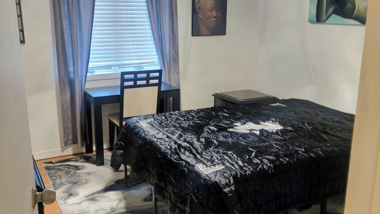 Photo of Bedroom in Flying Hills