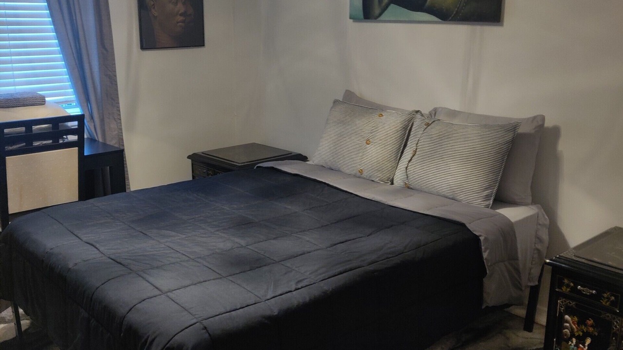 Photo of Bedroom in Flying Hills