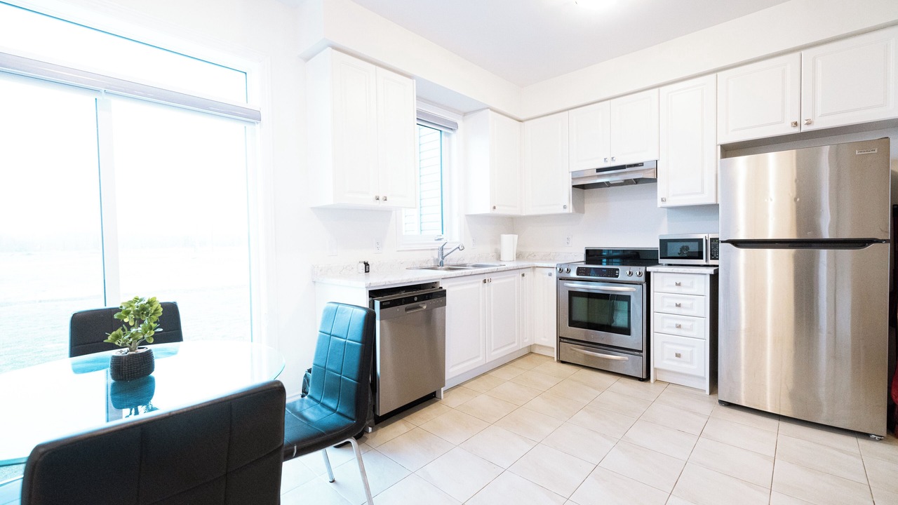 Photo of Kitchen in Wasaga Beach