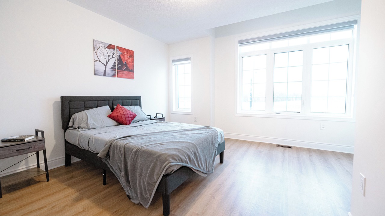 Photo of Bedroom in Wasaga Beach