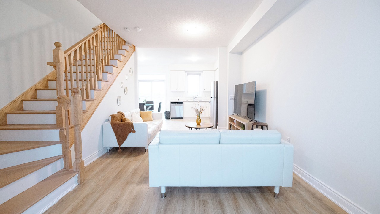 Photo of Livingroom in Wasaga Beach