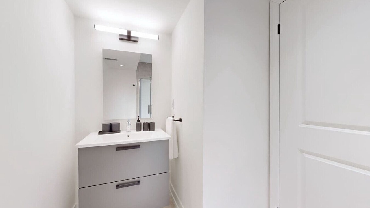 Photo of Bathroom in Rockcliffe - Smythe