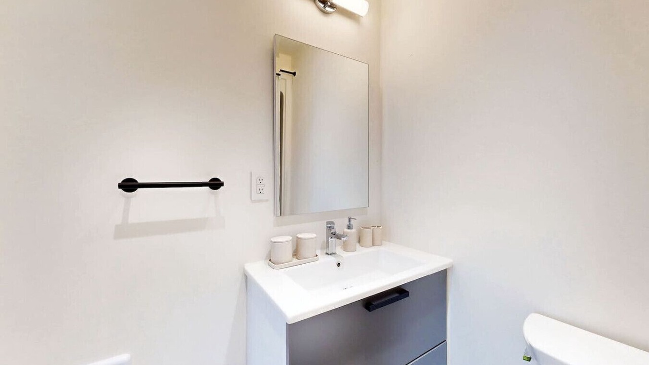 Photo of Bathroom in Rockcliffe - Smythe