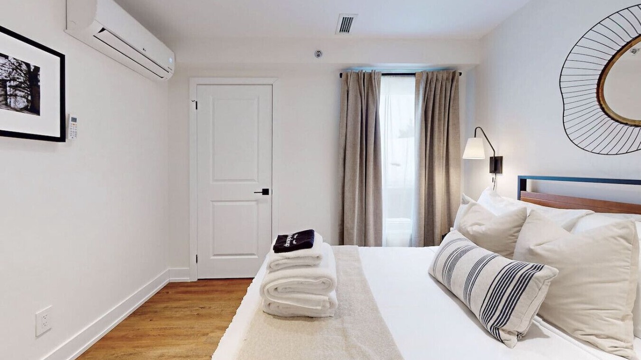 Photo of Bedroom in Rockcliffe - Smythe