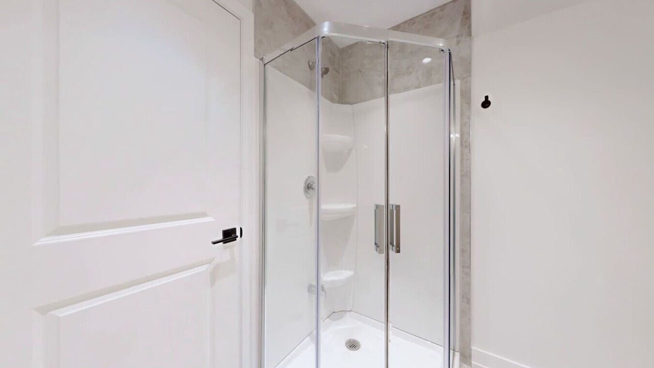 Photo of Bathroom in Rockcliffe - Smythe