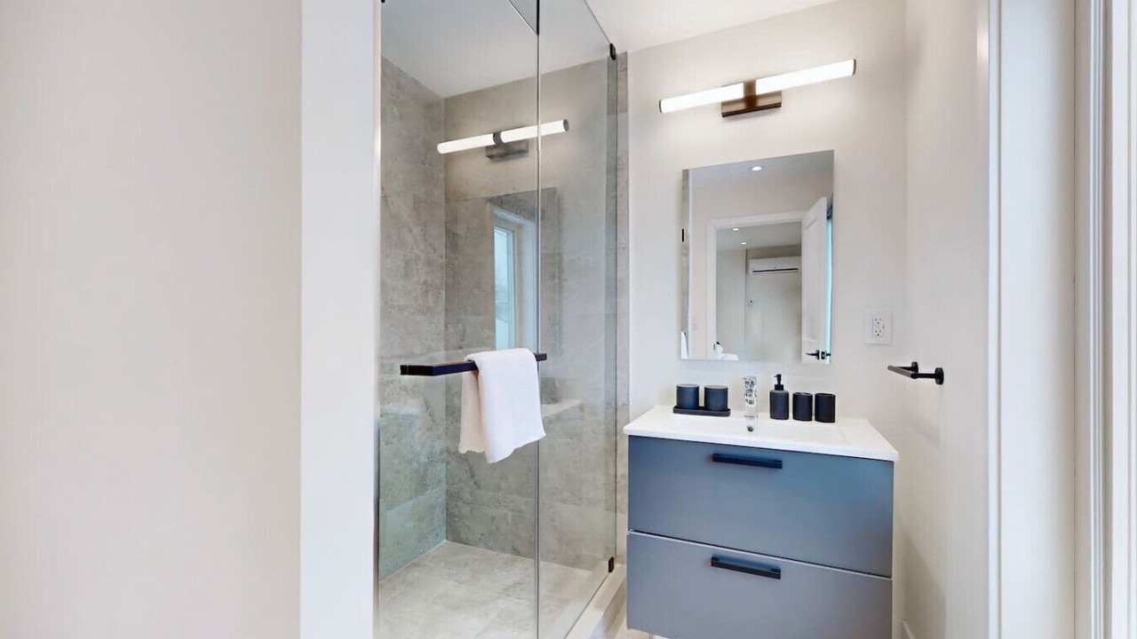 Photo of Bathroom in Rockcliffe - Smythe