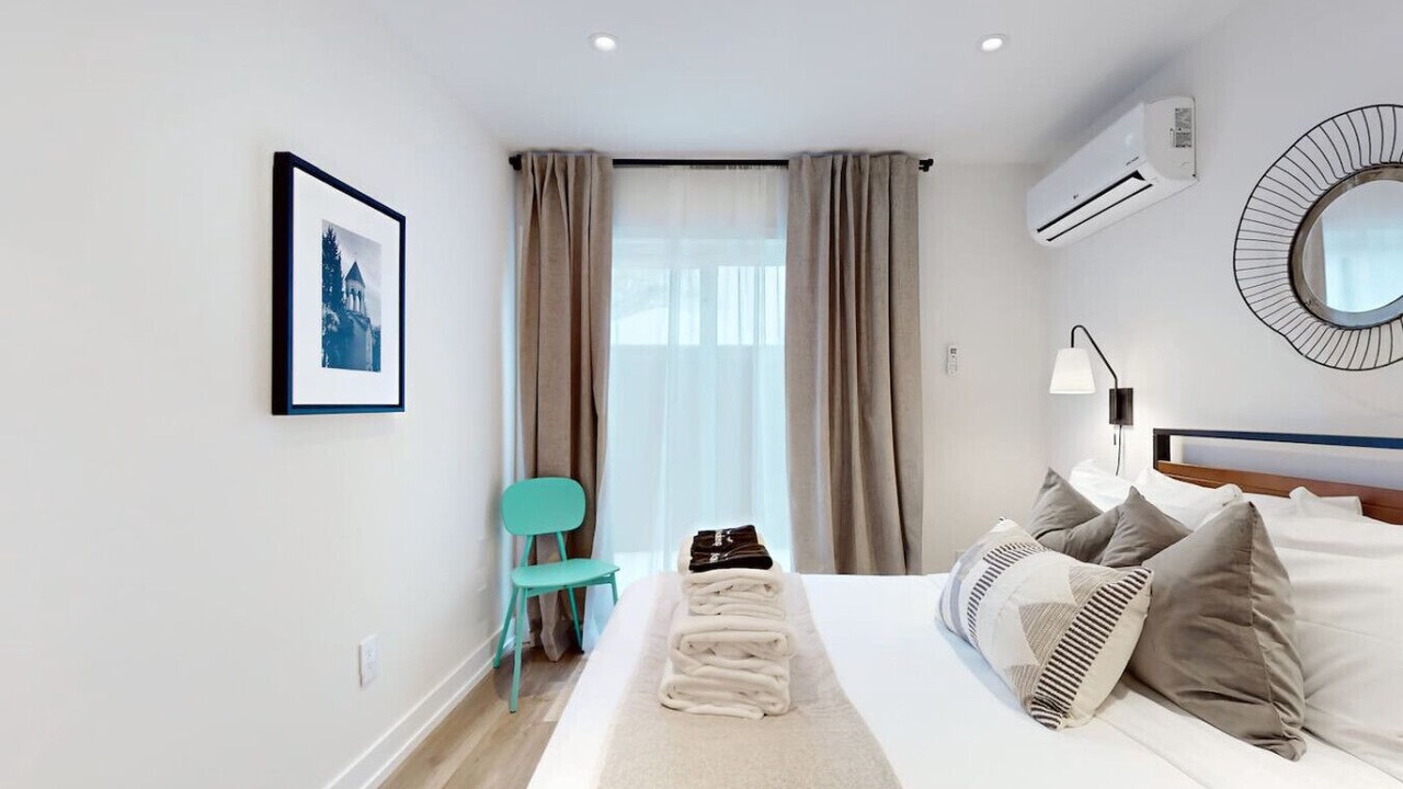 Photo of Bedroom in Rockcliffe - Smythe