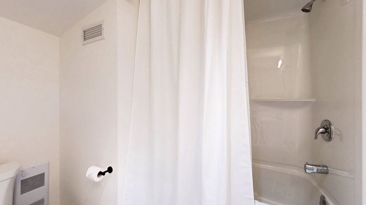 Photo of Bathroom in Rockcliffe - Smythe