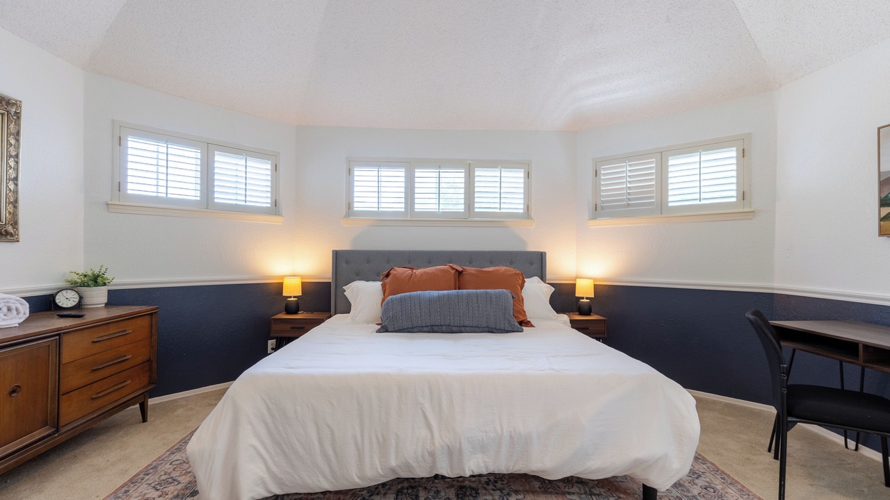 Photo of Bedroom in Broken Arrow