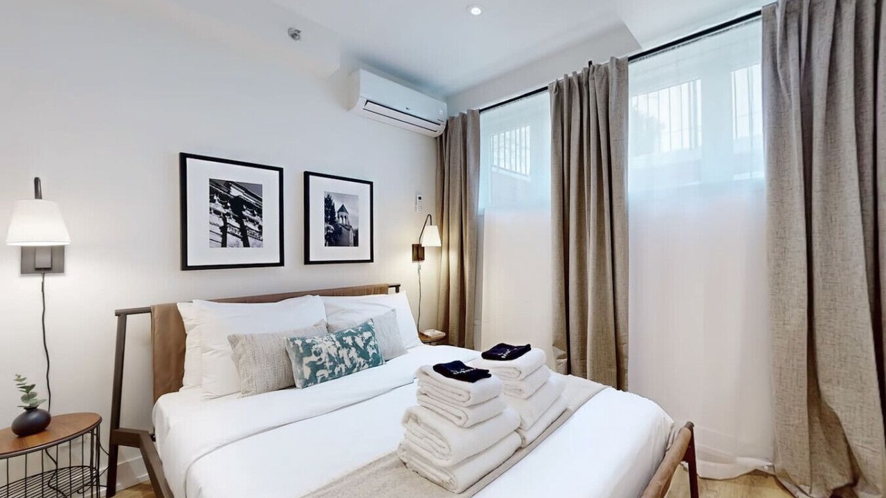 Photo of Bedroom in Rockcliffe - Smythe