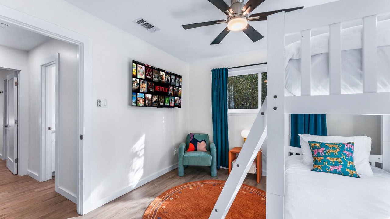 Photo of Bedroom in North Park Estates