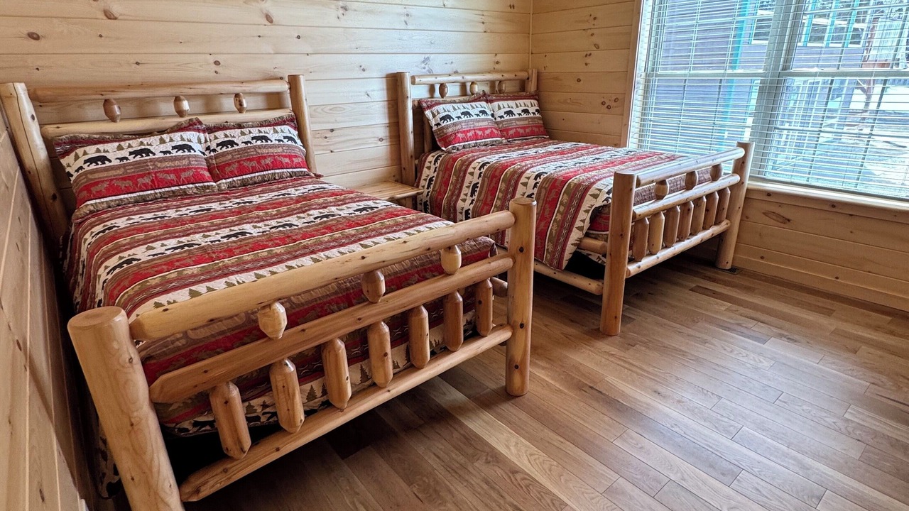 Photo of Bedroom in Inlet