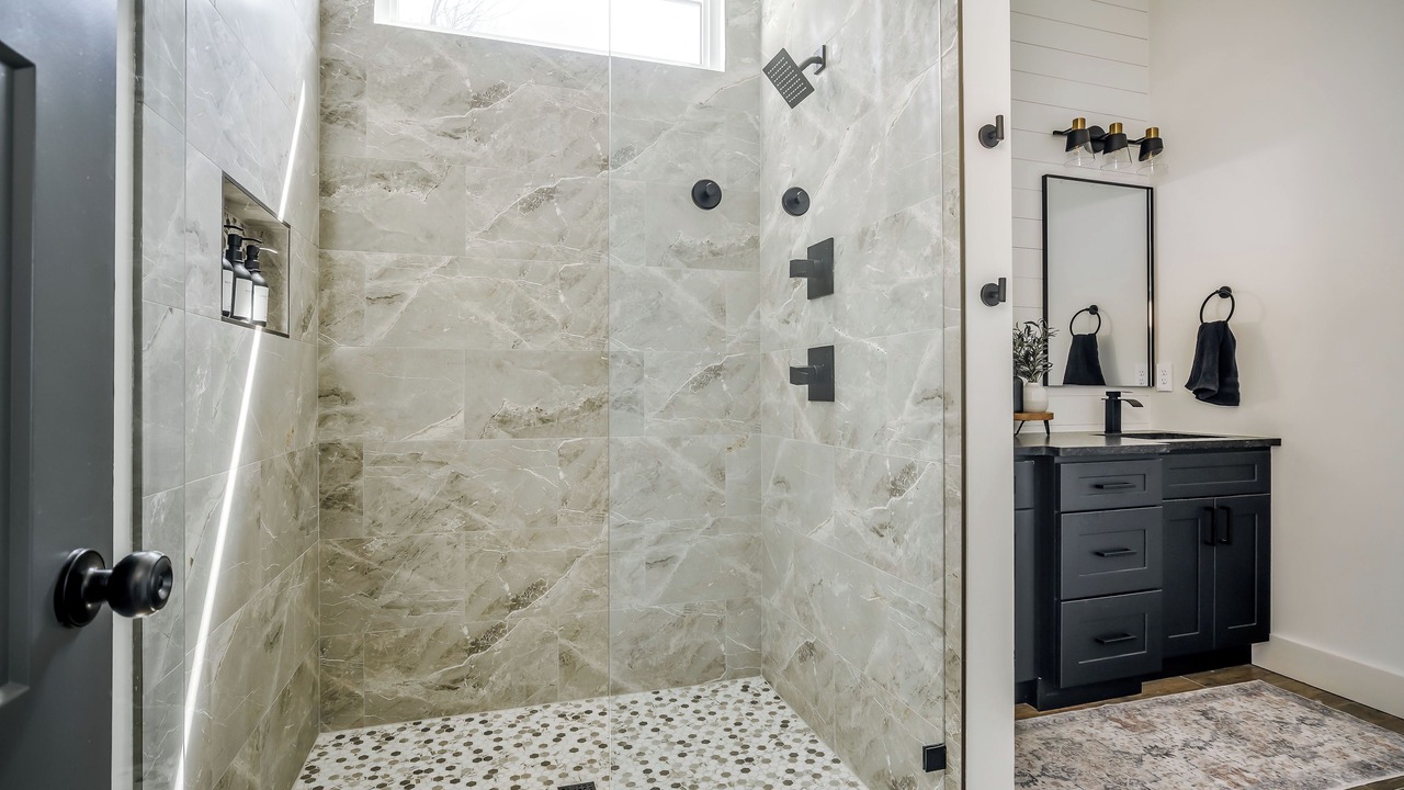Photo of Bathroom in Smithville