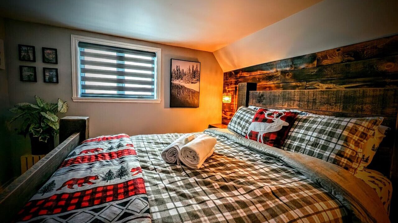 Photo of Bedroom in Montebello