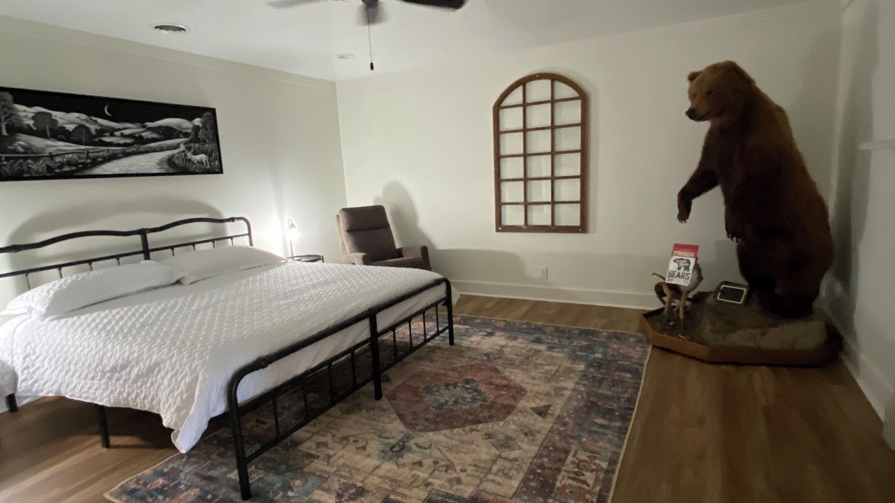 Photo of Bedroom in Madison Heights