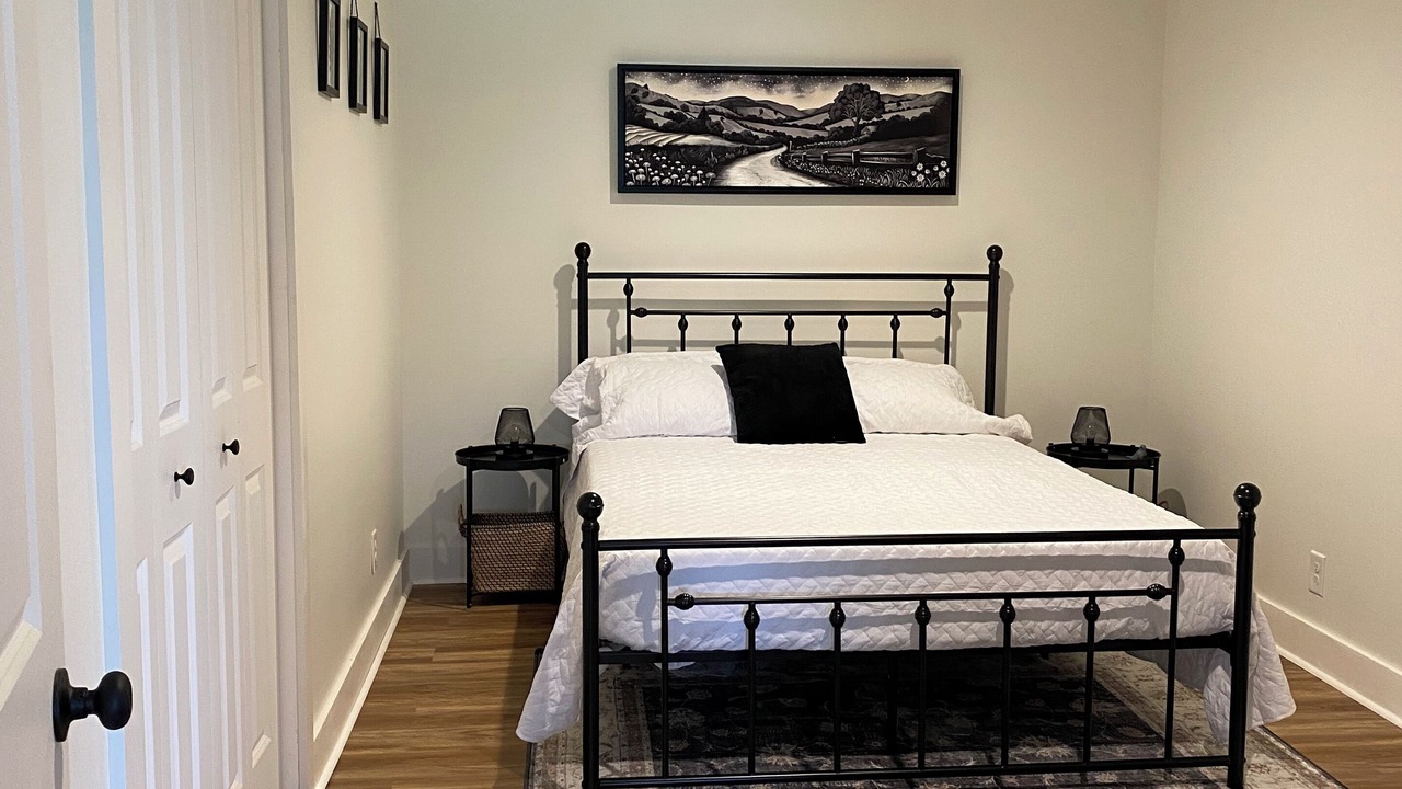Photo of Bedroom in Madison Heights